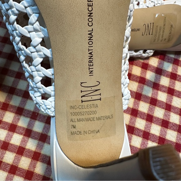 INC International Concepts White Textured Mules - Picture 4 of 4